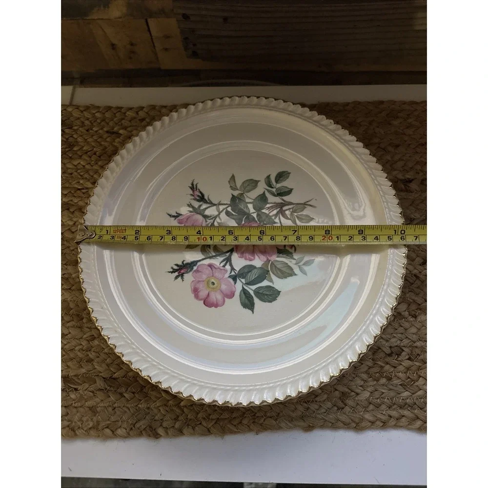 Harker Pottery Co. 22 kt gold  Wild Rose (Royal Gadroon) Dinner Plate Lot Of 6